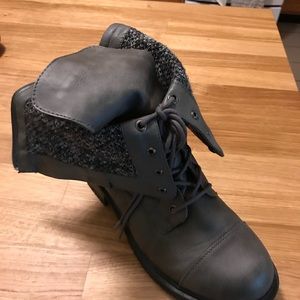 Fold over boots from Torrid Size 10. Barely worn